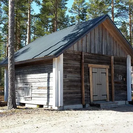 Ahmalammen Moekkikylae Chalet