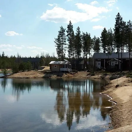 Ahmalammen Moekkikylae Chalet
