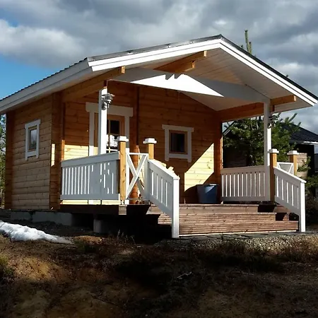 Ahmalammen Moekkikylae Chalet *