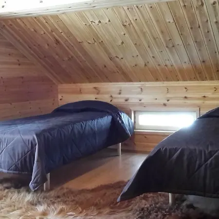 Ahmalammen Moekkikylae Chalet *