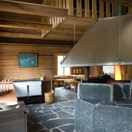 Ahmalammen Moekkikylae Chalet Kauhajoki