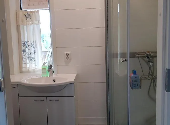 Ahmalammen Moekkikylae Chalet *