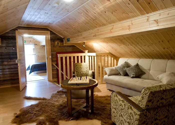 Ahmalammen Moekkikylae Chalet Kauhajoki