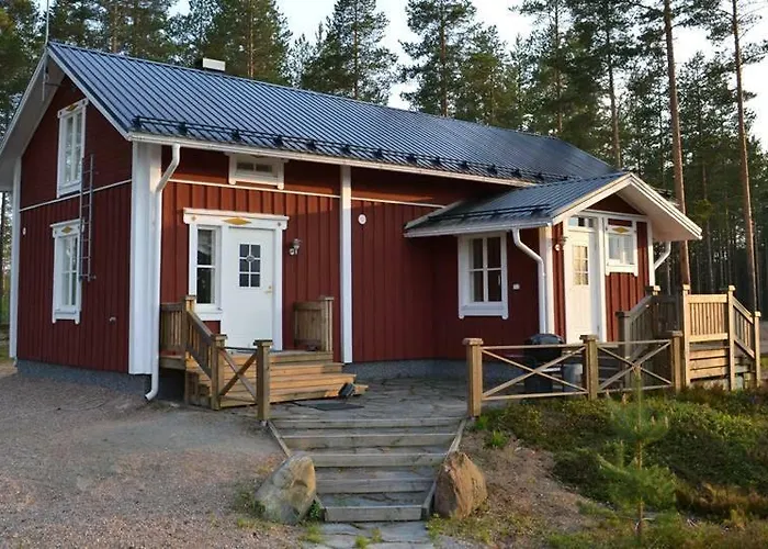 Ahmalammen Moekkikylae Chalet